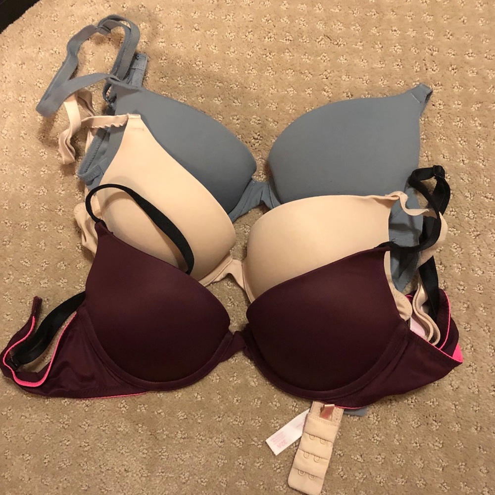 Bundle of 32A Push Up Bras